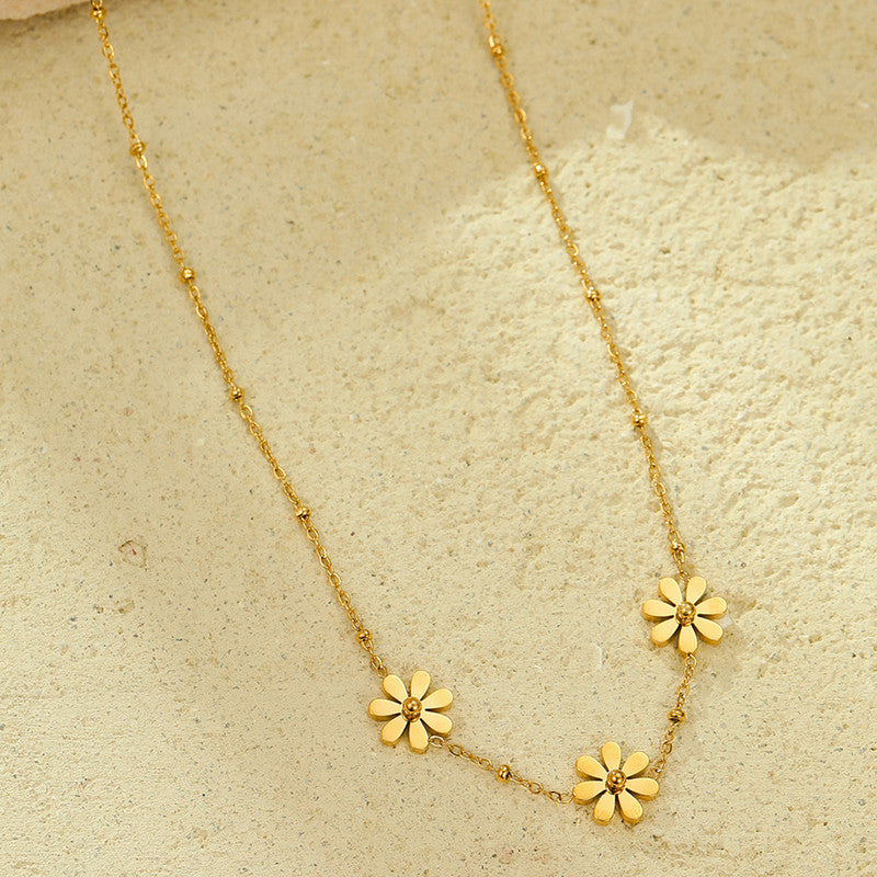 Anti-Tarnish Gold Daisy Flower Necklace