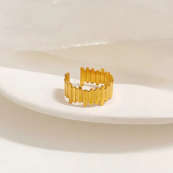 Gold Plated Anti Tarnish Geometric Band Finger Ring