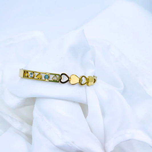 Heart Link Crystal Accent Anti-Tarnish Gold Plated Kada / Bracelet