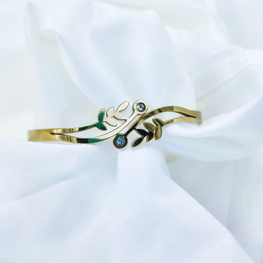 Leaf Motif Crystal Accent Anti-Tarnish Gold Plated Kada / Bracelet