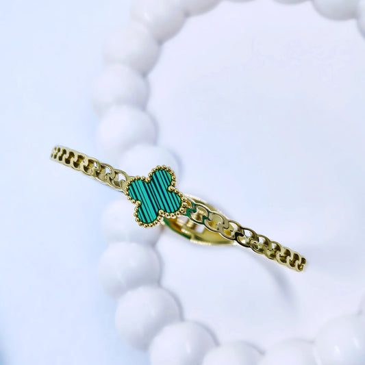 Green Clover Charm Anti-Tarnish Gold Plated Chain Bracelet / Kada