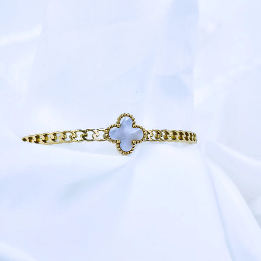 White Clover Charm Anti-Tarnish Gold Plated Chain Bracelet / Kada
