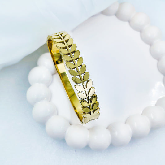 Gold Plated Leaf Design Kada – Anti Tarnish (Regular Size 2.6 & 2.8)