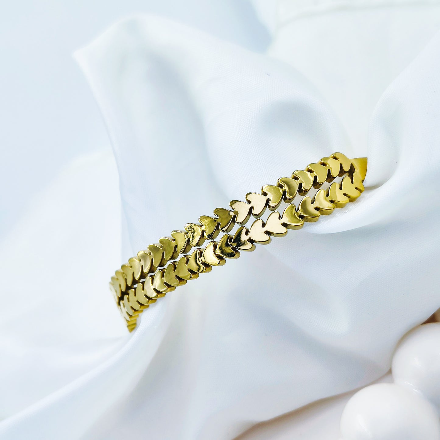 Gold Plated Leaf Pattern Kada – Anti Tarnish (Regular Size 2.4, 2.6