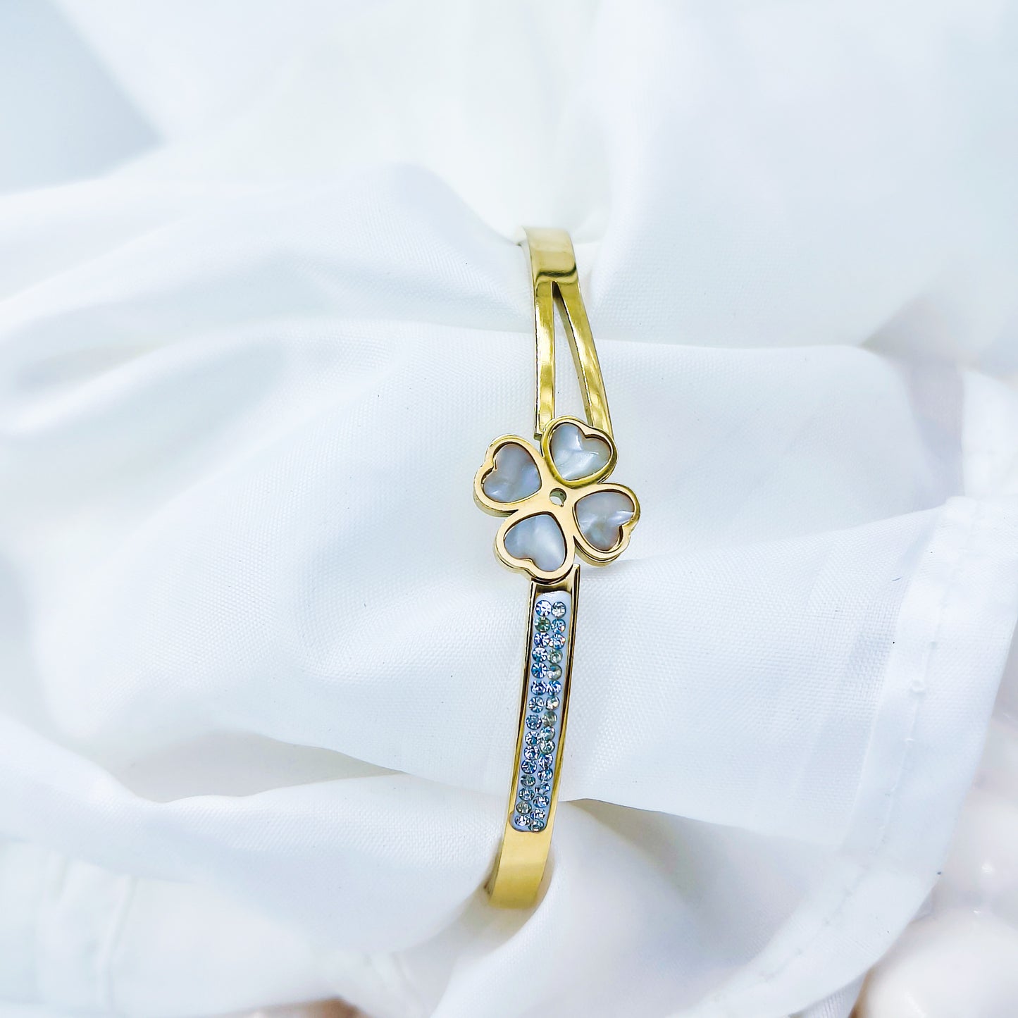 Gold Plated Heart Clover Kada – Anti Tarnish (Regular Size 2.6 & 2.8)