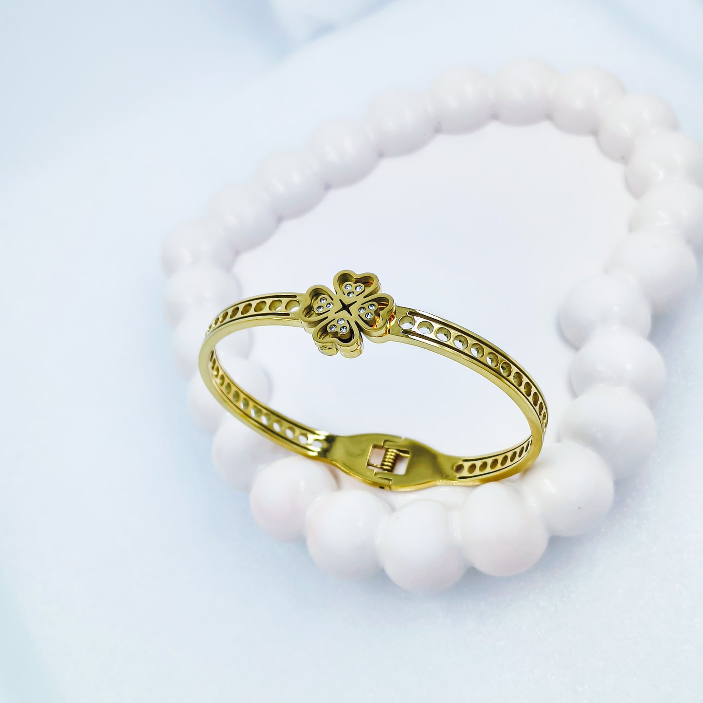Gold Plated Four-Leaf Clover Kada – Anti Tarnish (Regular Size 2.6 & 2.8)