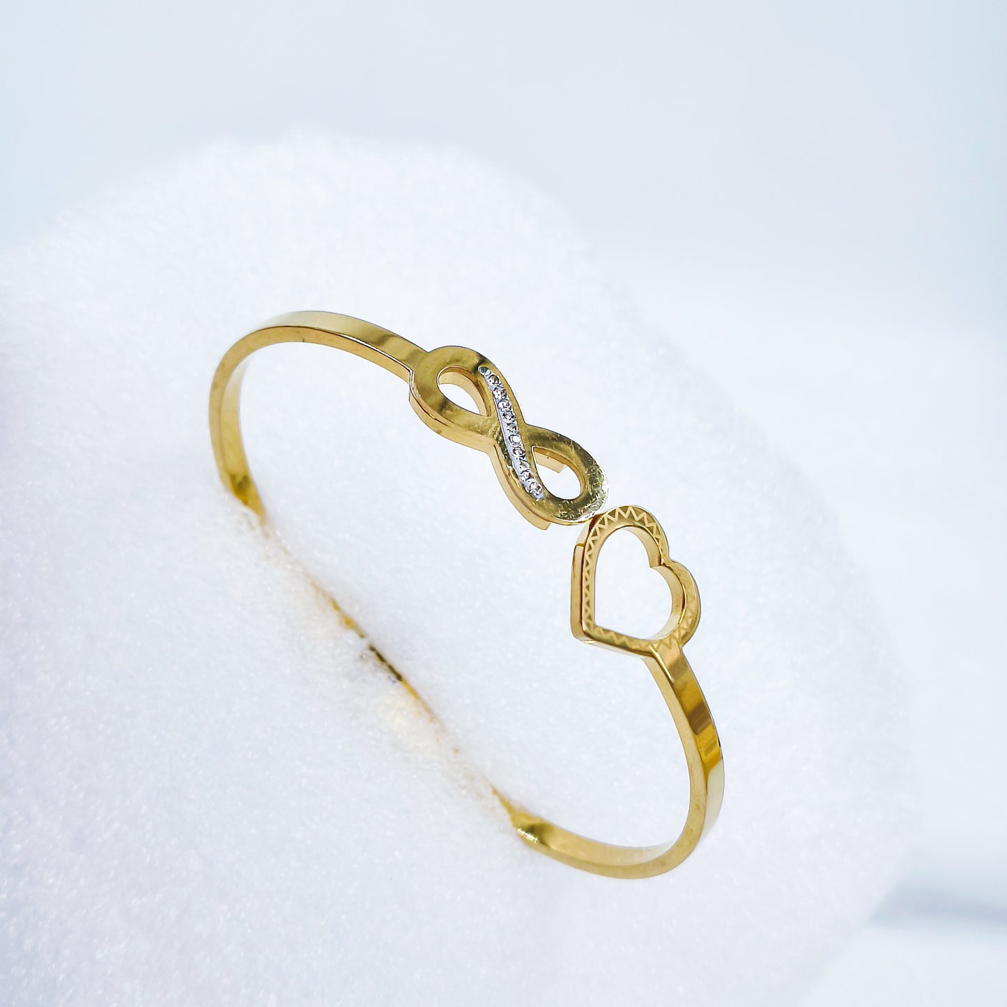 Infinity Heart Gold Plated Anti-Tarnish Bracelet (Size 2.6, 2.8 & Regular)