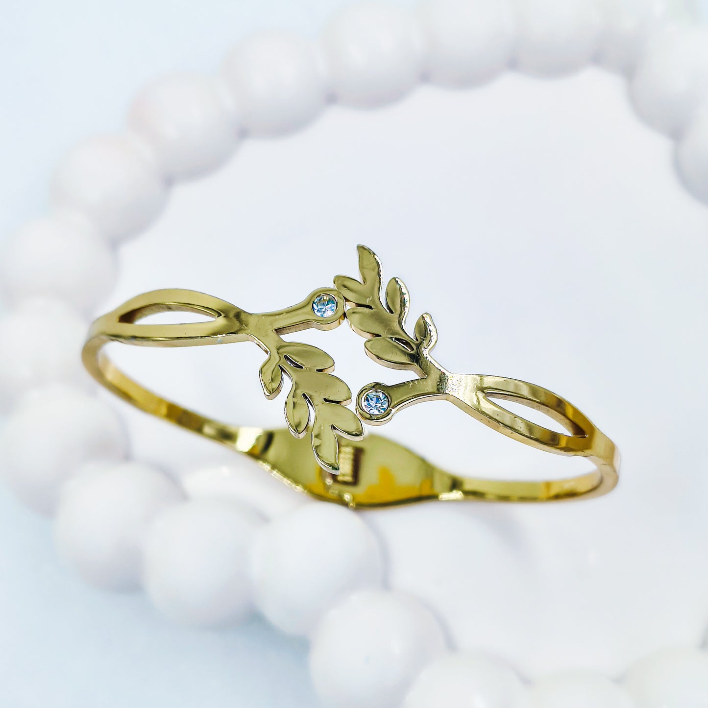 Leaf Design Gold Plated Anti-Tarnish Bracelet (Regular Size & 2.8)