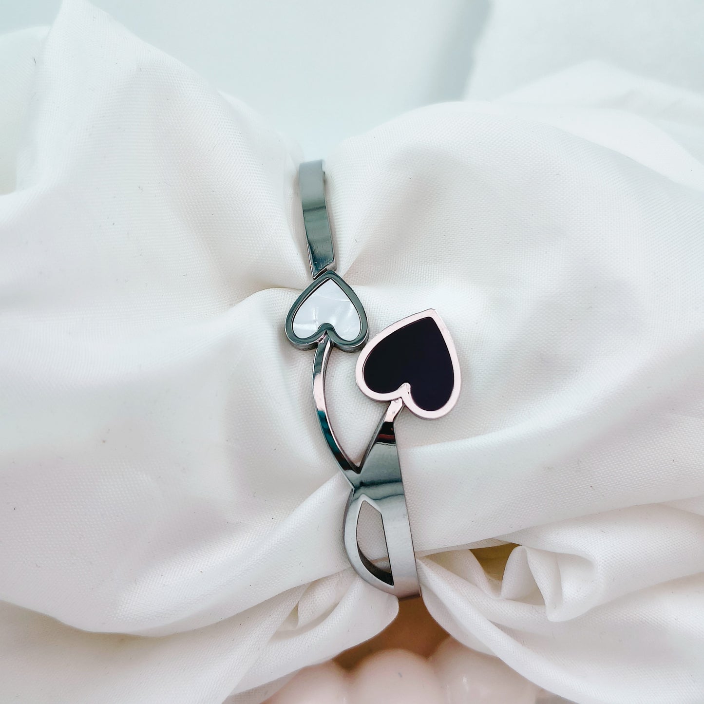 Dual Heart Anti-Tarnish Bracelet (Size 2.6 & 2.8)