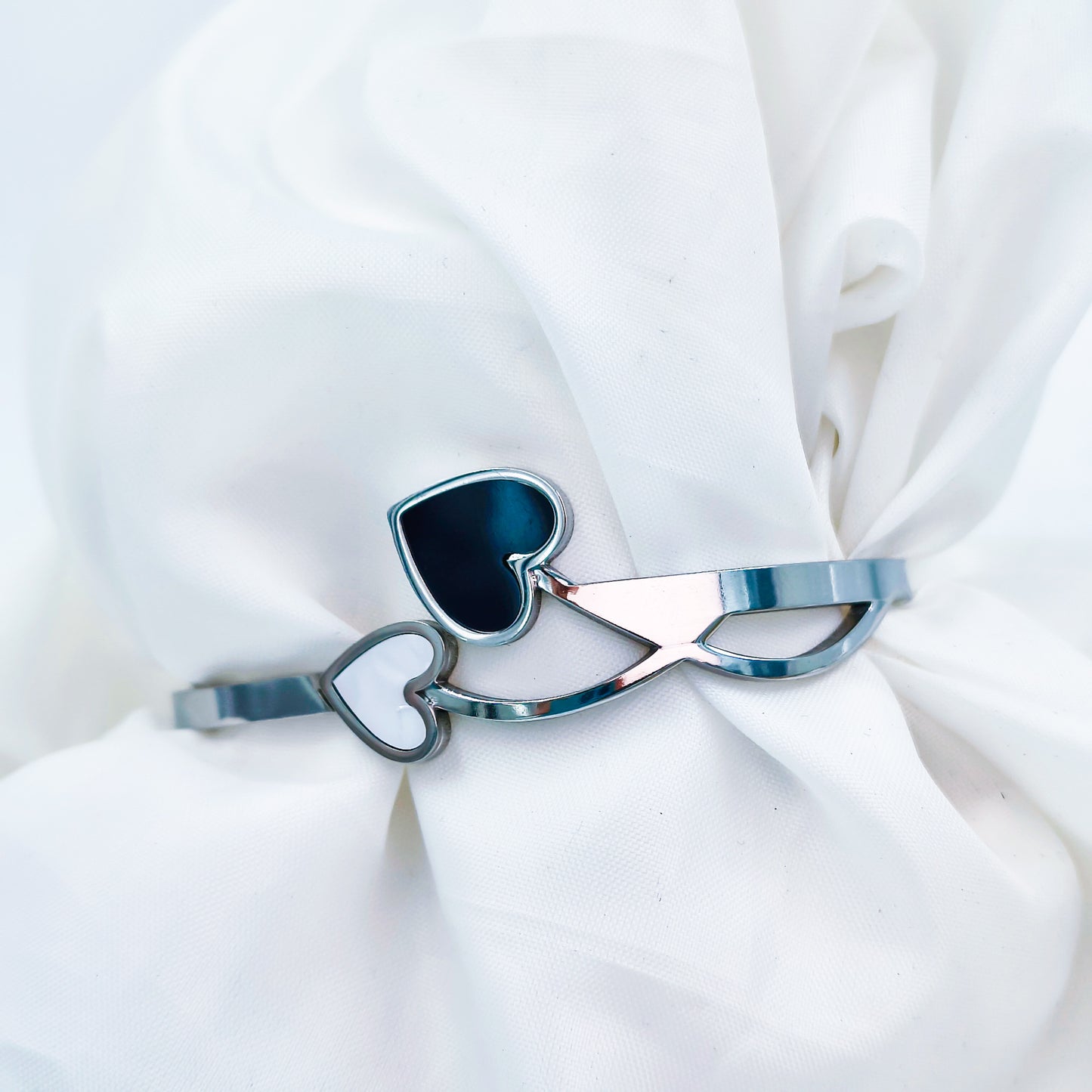 Dual Heart Anti-Tarnish Bracelet (Size 2.6 & 2.8)