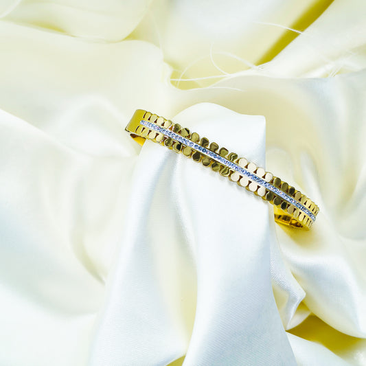 Gold Plated Anti-Tarnish Kada with Stone Detailing (Size 2.6 & 2.8)
