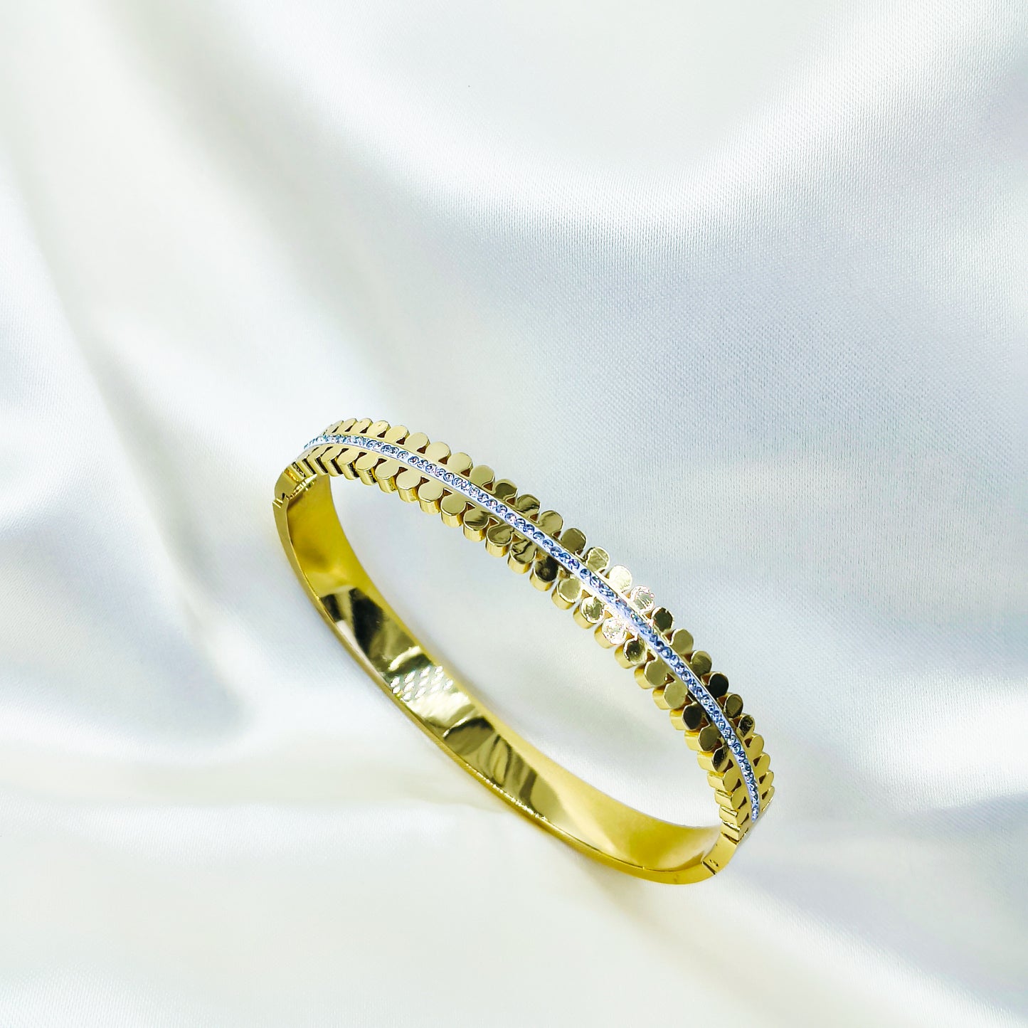 Gold Plated Anti-Tarnish Kada with Stone Detailing (Size 2.6 & 2.8)