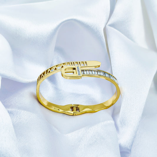 Anti-Tarnish Designer Gold Plated Kada Bracelet with Stone Belt Design – Regular Size 2.8
