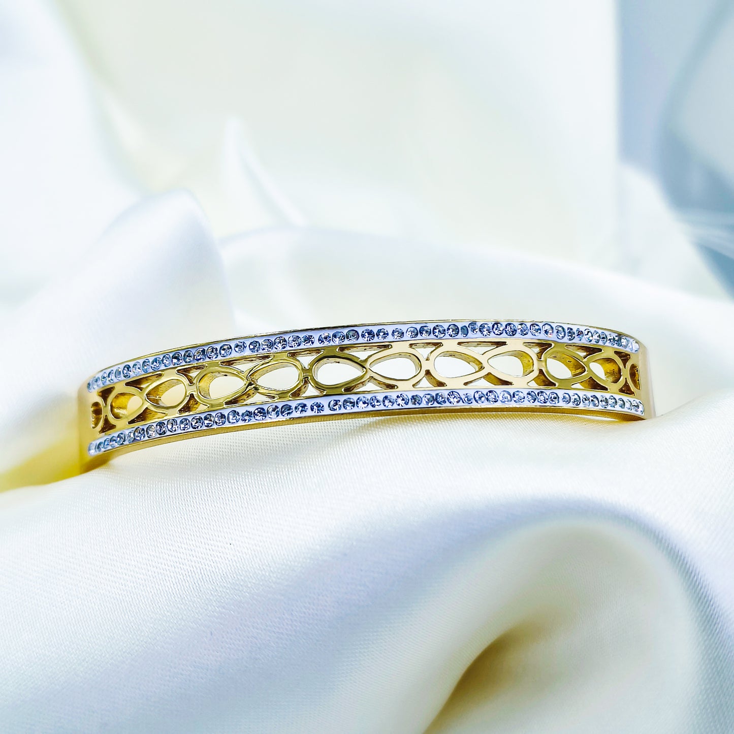 Anti-Tarnish Dual Layer Gold Plated Kada Bracelet for Women – Regular Size 2.8