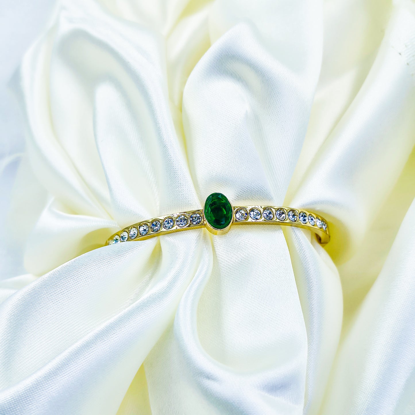 Anti-Tarnish Gold Plated Kada/Bracelet with Green Stone – Size 2.4