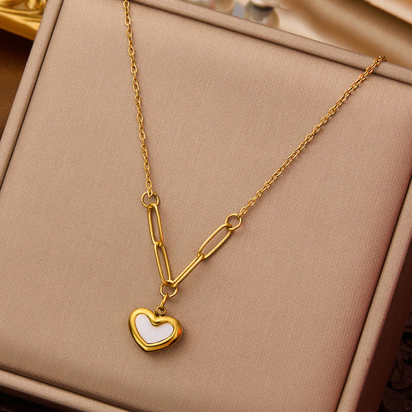 Gold Link Chain with Heart Pendant – Anti-Tarnish