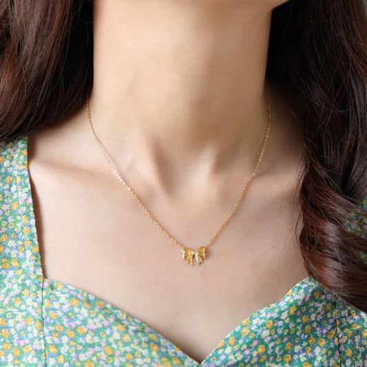 Elegant Gold-Plated Bow Anti Tarnish Pendant Necklace For Women
