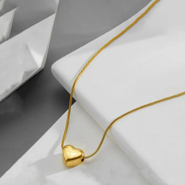 Heart of Gold Pendant Necklace – Anti-Tarnish For Women
