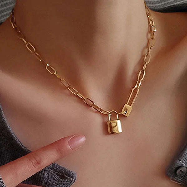 Anti Tarnish Gold-Plated Lock Chain Necklace for Women