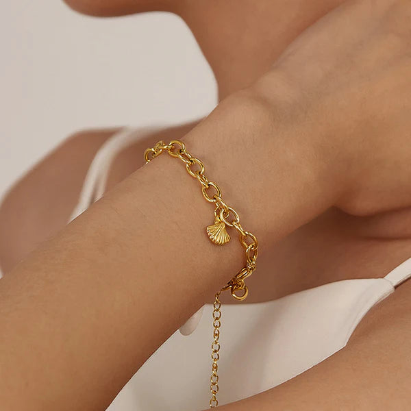 Gold-Plated Starfish Charm Anti Tarnish Bracelet for Women