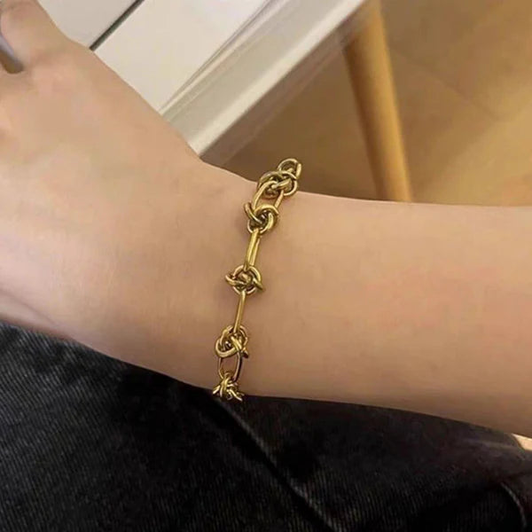 Anti Tarnish Gold Knot Link Bracelet for Women