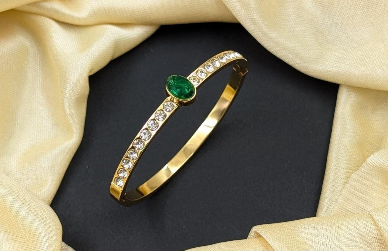 Anti-Tarnish Gold Plated Kada/Bracelet with Green Stone – Size 2.4
